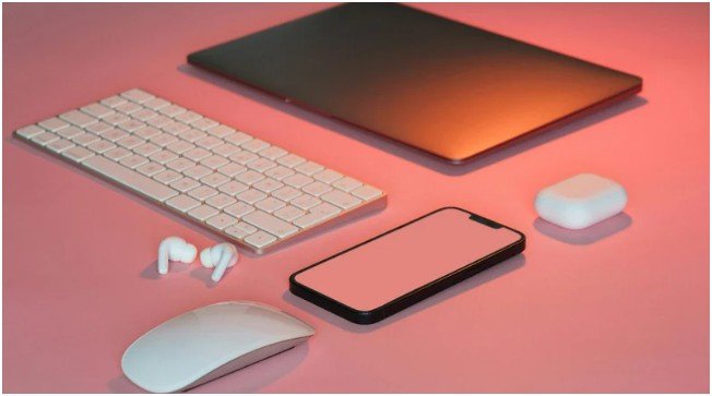 How did AI powered gadgets simplify my everyday routine?